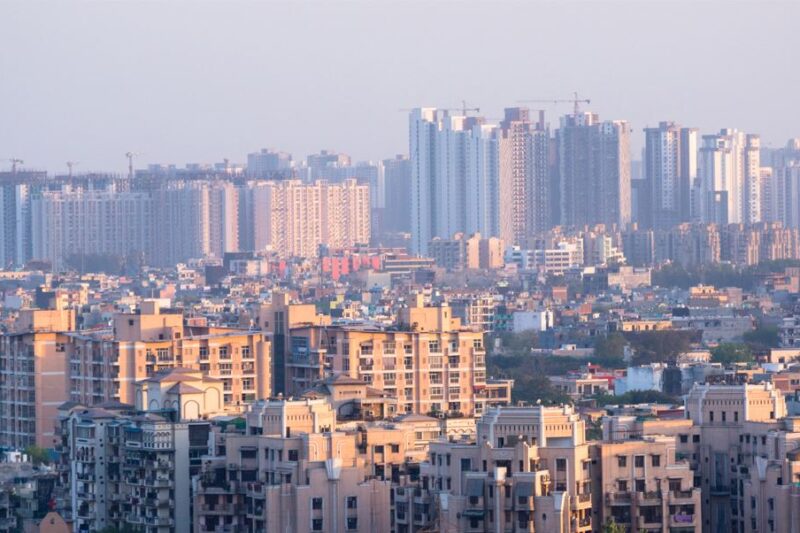 Cost of living in Noida Per Month