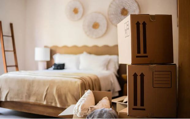 How to pack bed for moving