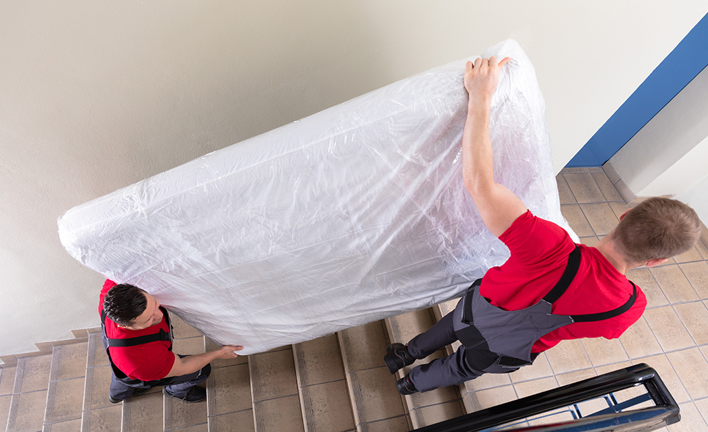 How to pack mattress for moving